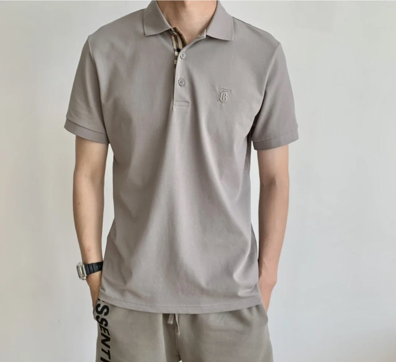 @Burberry Eddie 男生款Polo上衣/350P245 🔥折上六折🉐8120