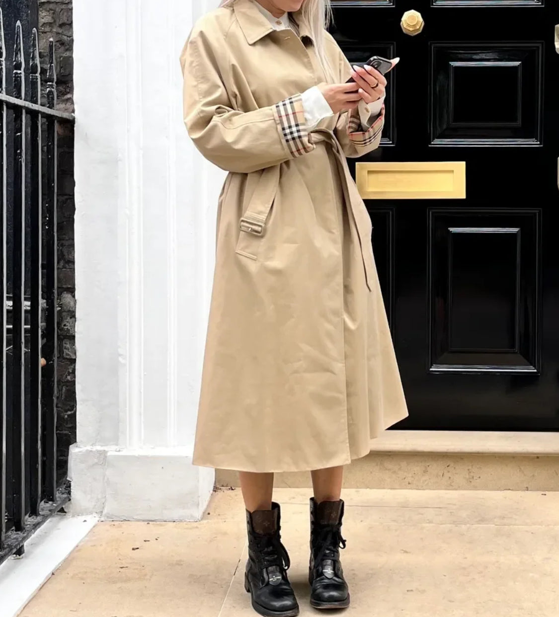 @Burberry 女款單排扣風衣/P745 🔥折上七折🉐24470