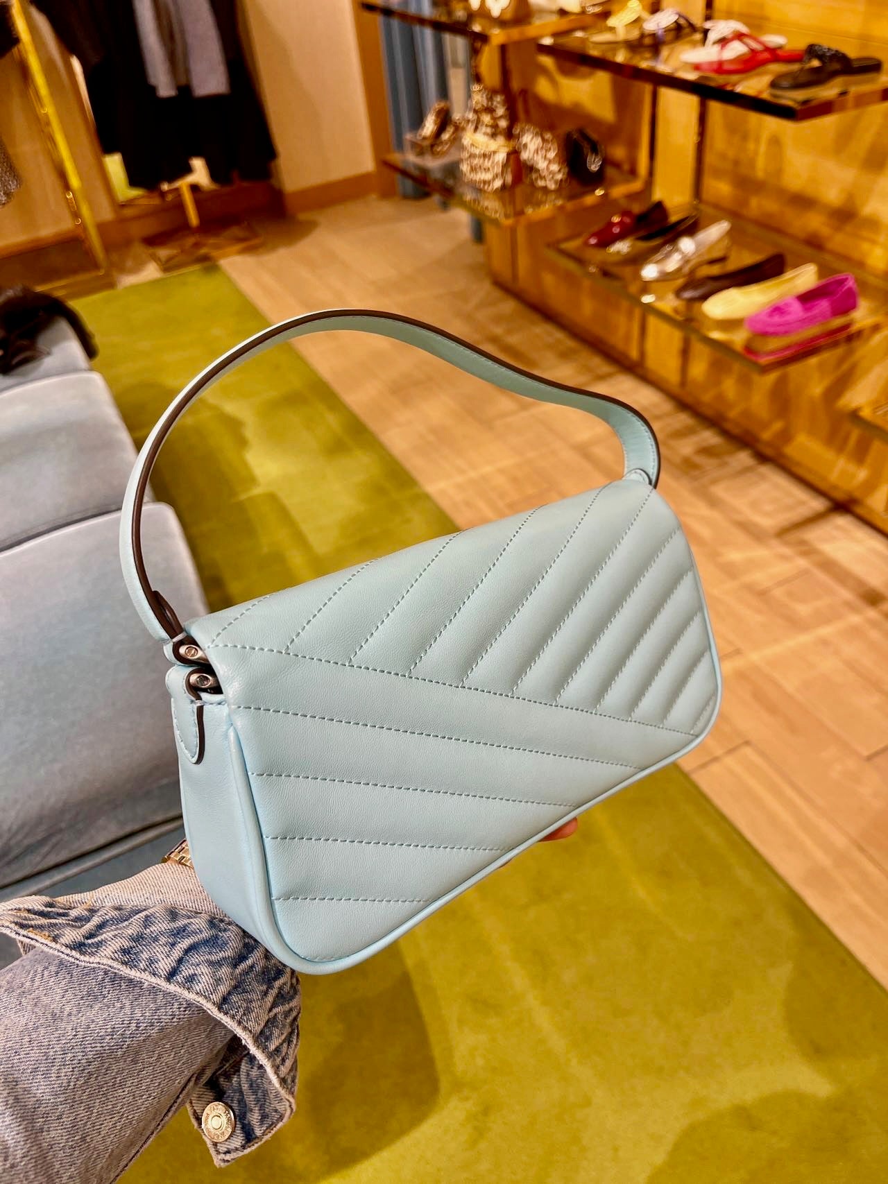 @Tory Burch Kira S 法棍腋下包/525P349 🔥折上六折🉐11000