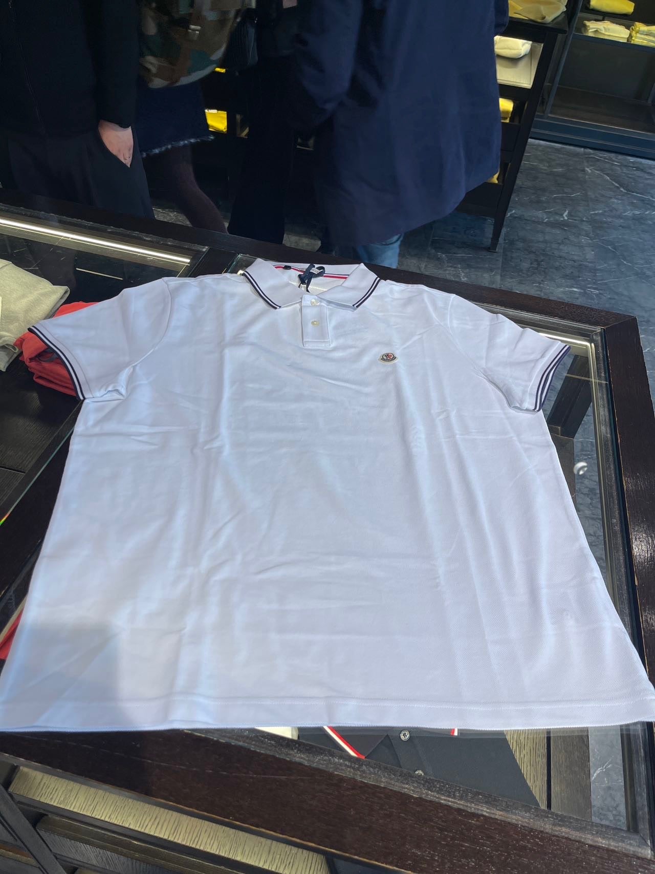 @Moncler 男生款雙領飾邊Polo上衣/177 🔔限時折🉐9470