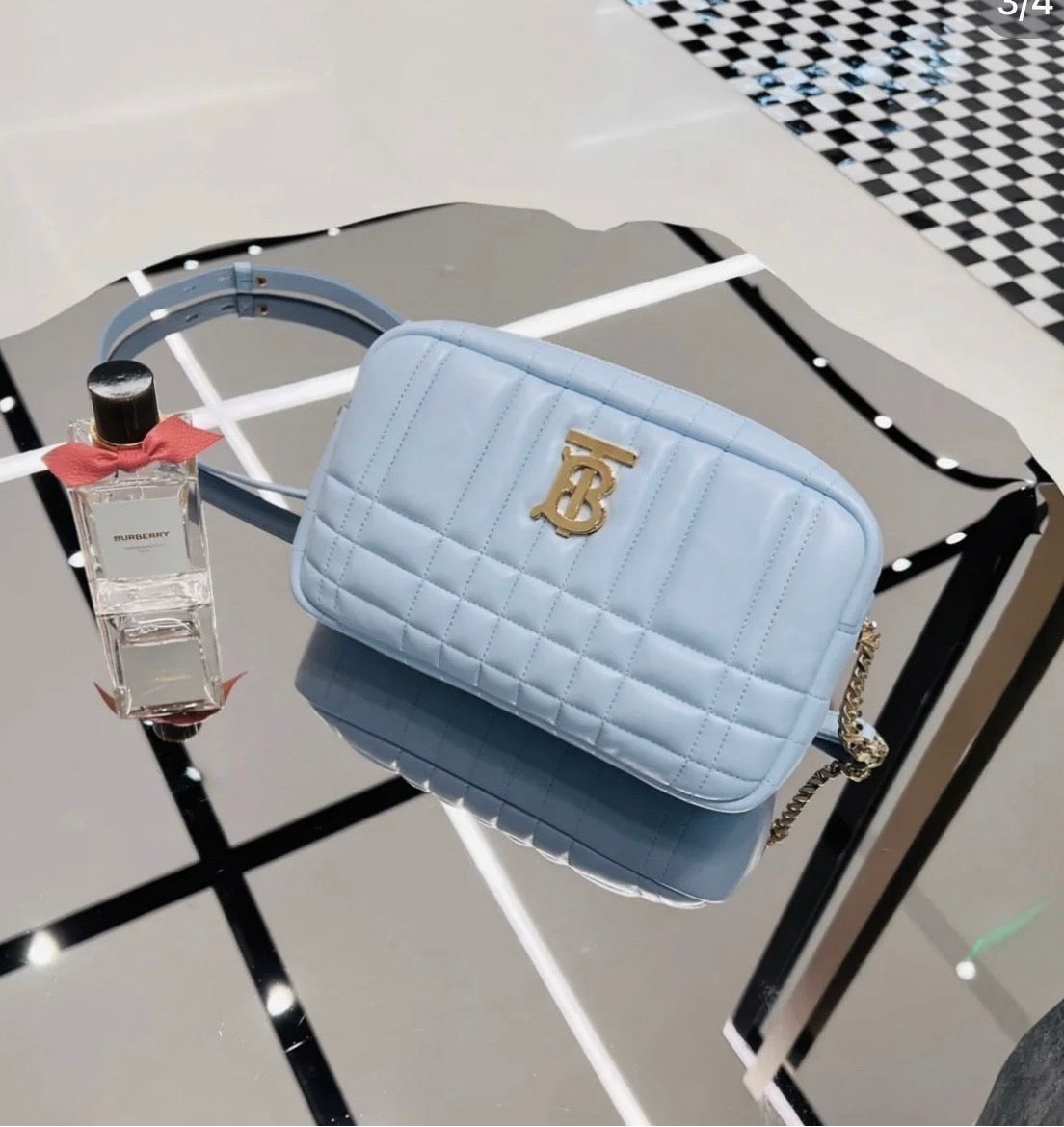 ❌@Burberry Lola TB Mini 相機包-藍/P389 🔥折上七折🉐13250