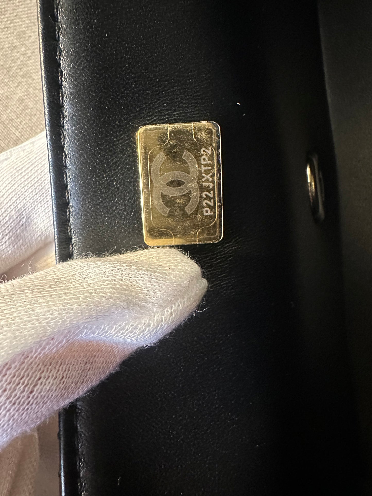 *現貨*CHANEL 24A CF20 HANDLE MINI 大迷你提把口蓋包 香檳淡金釦 P180000 /T218000