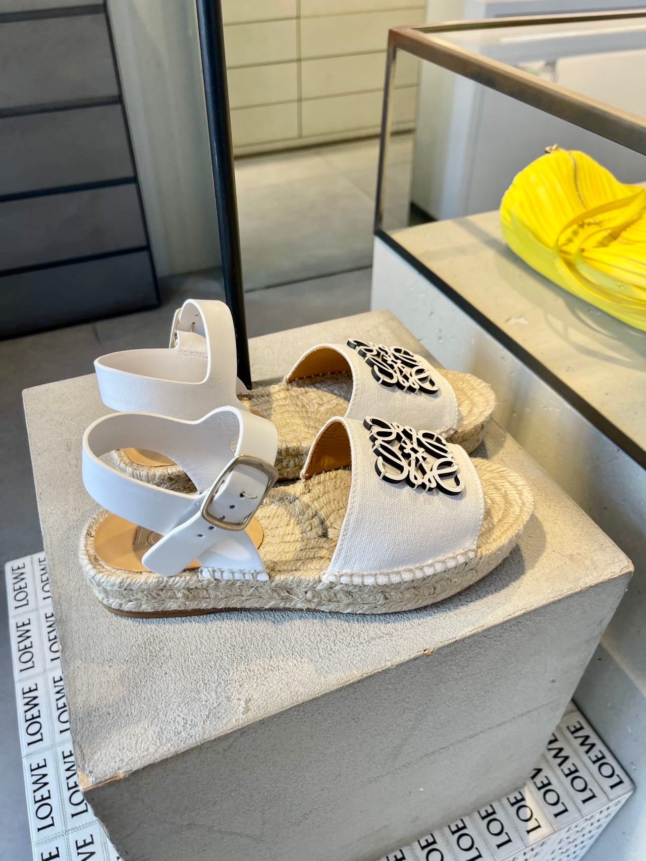 @Loewe Sandals 涼鞋/495P250 🔔限時折🉐12050