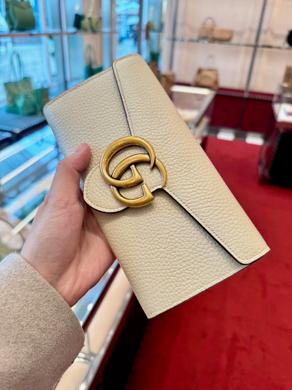 *現貨*@Gucci Marmont 馬夢白色掀蓋長夾 P15000 /T19000