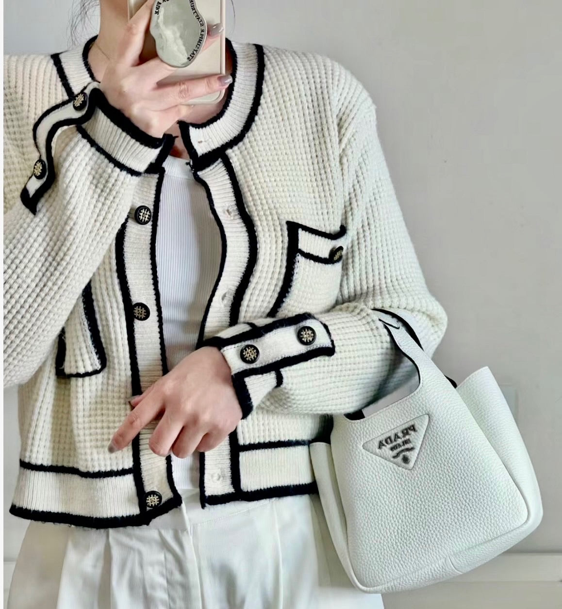 Prada Leather Mini 菜籃子包/2200E2350 🉐85600🇪🇺