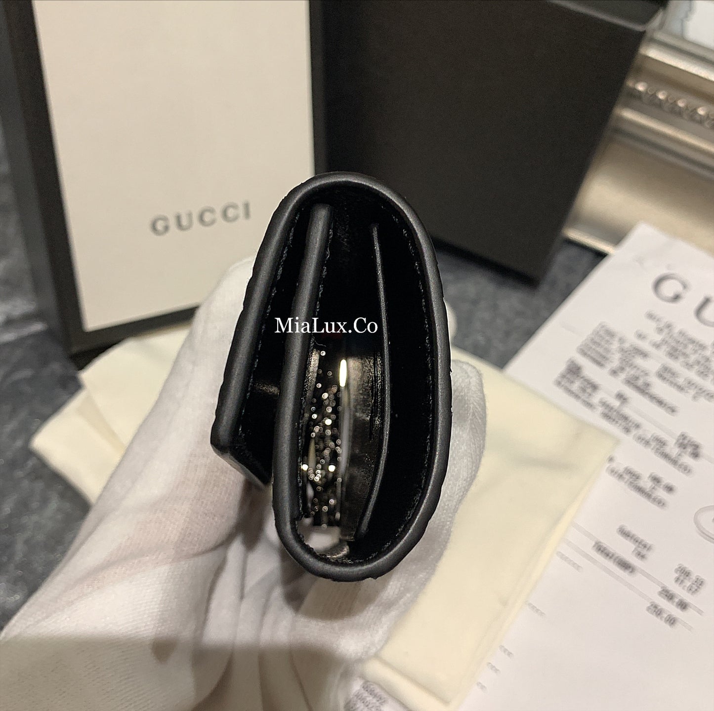 @Gucci Embossed Flap Key Case 壓紋牛皮鑰匙包/P105