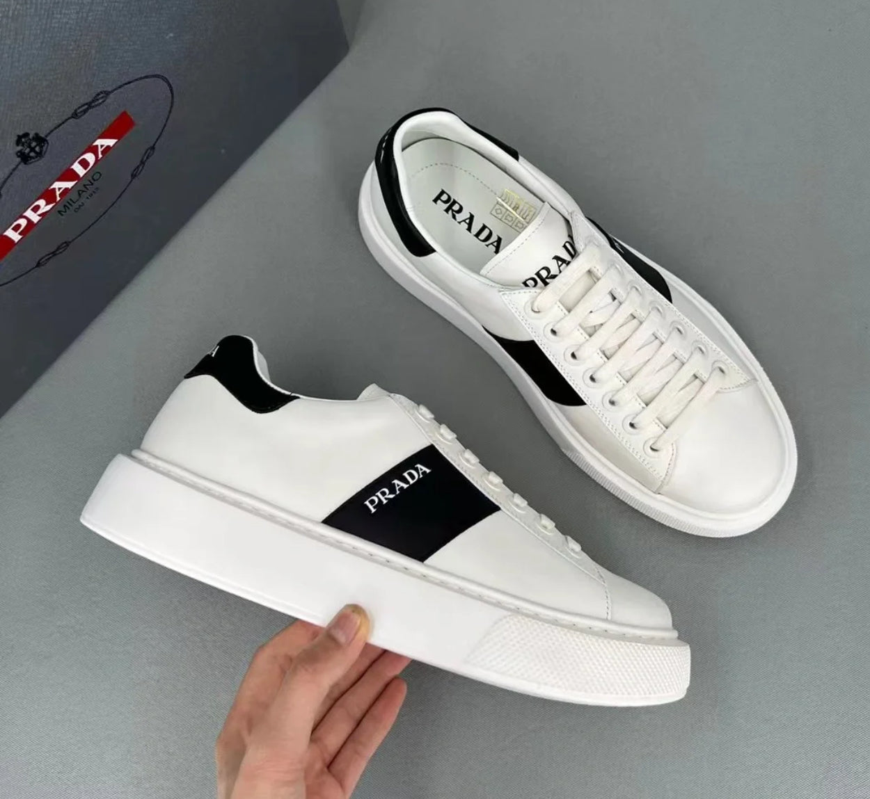 @Prada 小白鞋/385 🔔限時折🉐18330