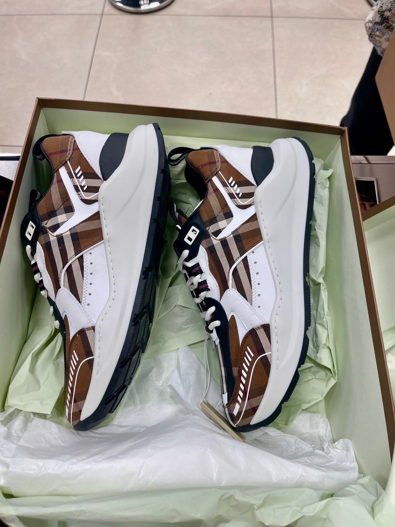 @Burberry 男女款老爹鞋/650P169 🔥下殺🉐9110