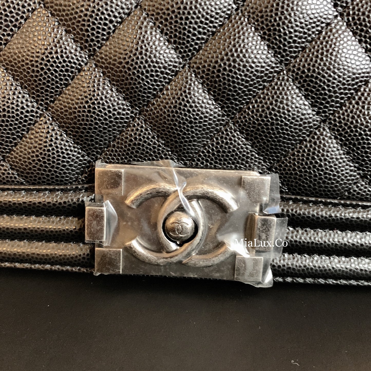 CHANEL BOY M 中款BOY包/5800🉐229980🏷️