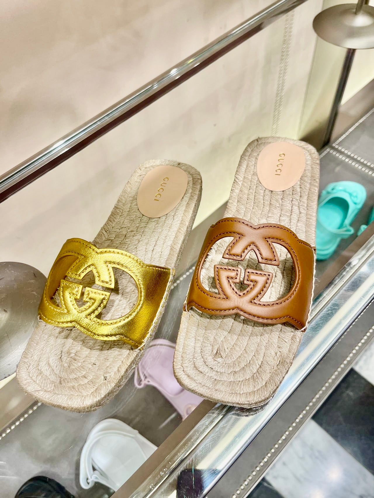 @Gucci 男女款草編拖鞋/435P220 🔔限時折扣 🉐11000