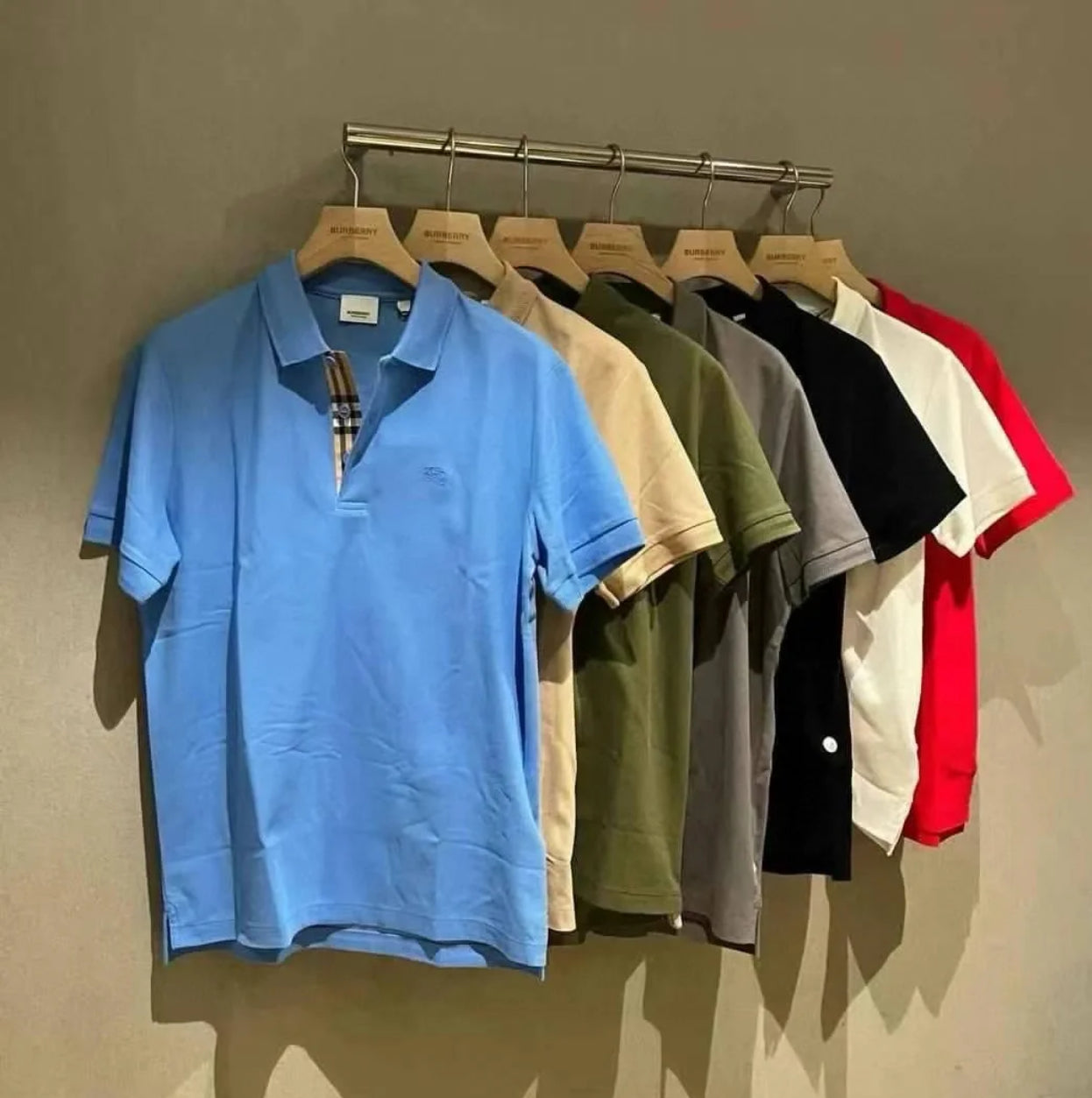 @Burberry Eddie 男生款Polo上衣/350P245 🔥折上六折🉐8120
