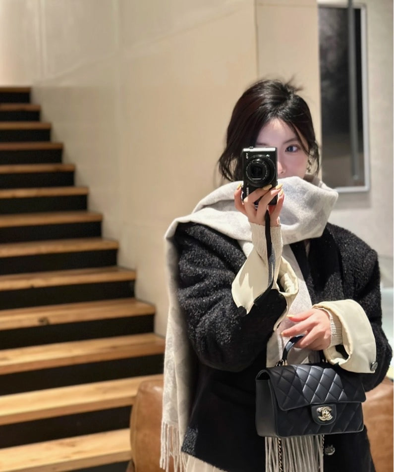*現貨*CHANEL 24A CF20 HANDLE MINI 大迷你提把口蓋包 香檳淡金釦 P180000 /T218000