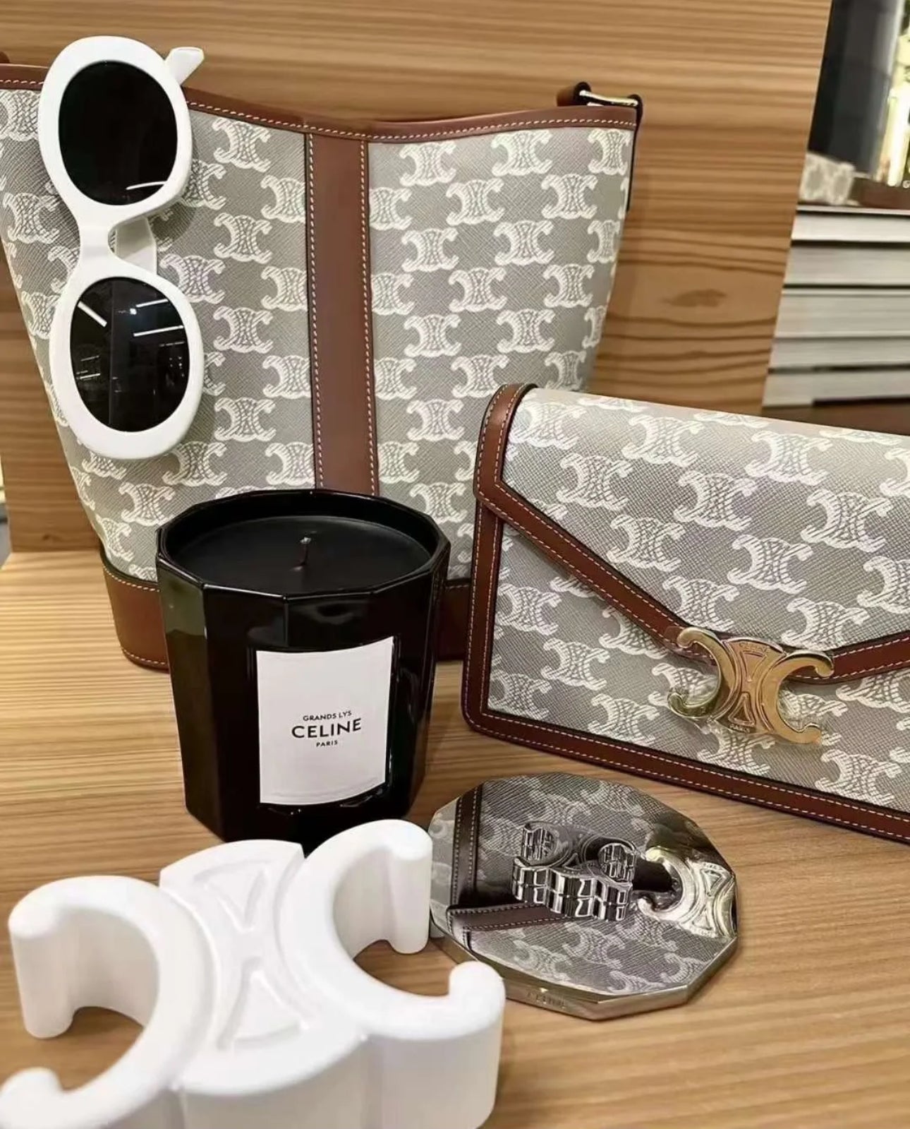 Celine MARGO WOC 老花信封鏈包/1450E1550 🉐55250🇪🇺