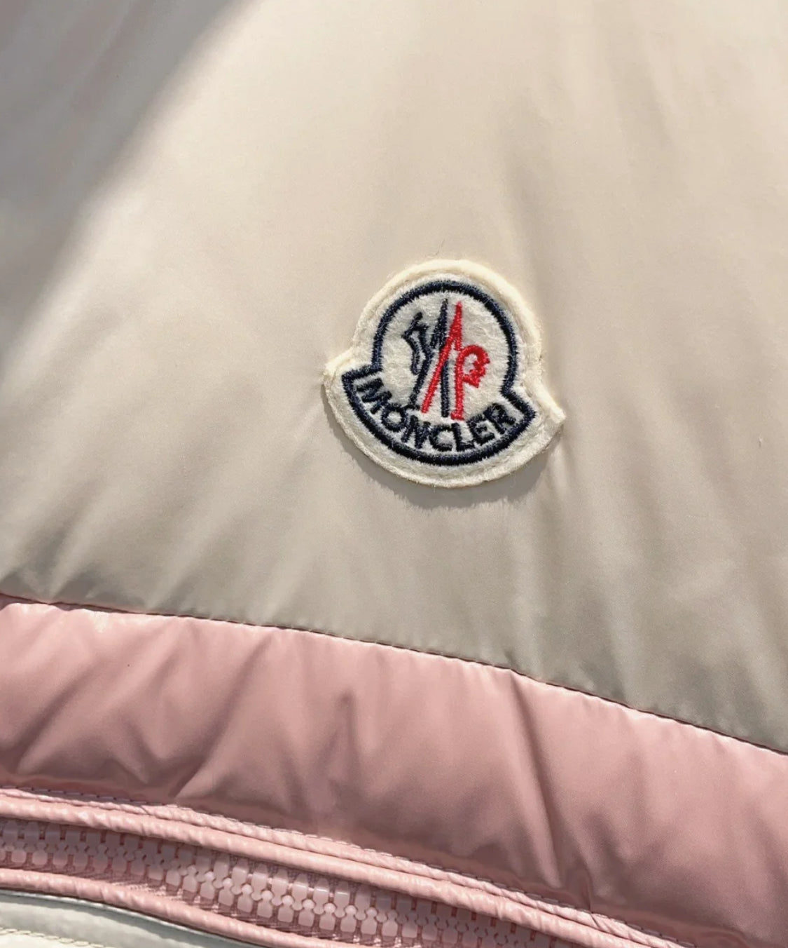 @Moncler 女款羽絨背心外套/368 🔔限時折🉐17560