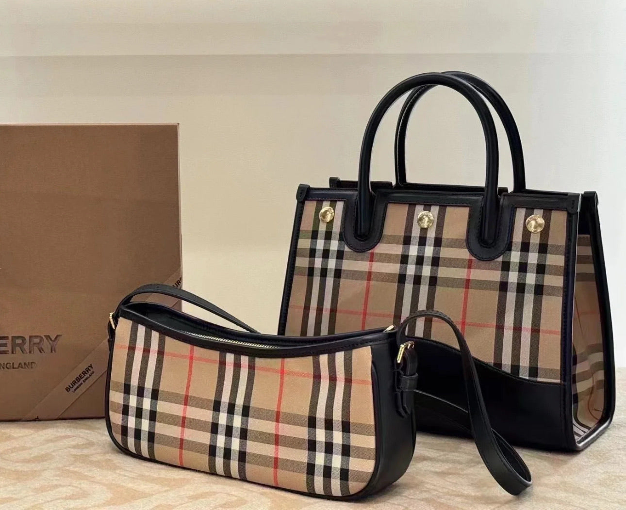 @Burberry Sling 腋下包/ 595P359 🔥下殺🉐16960