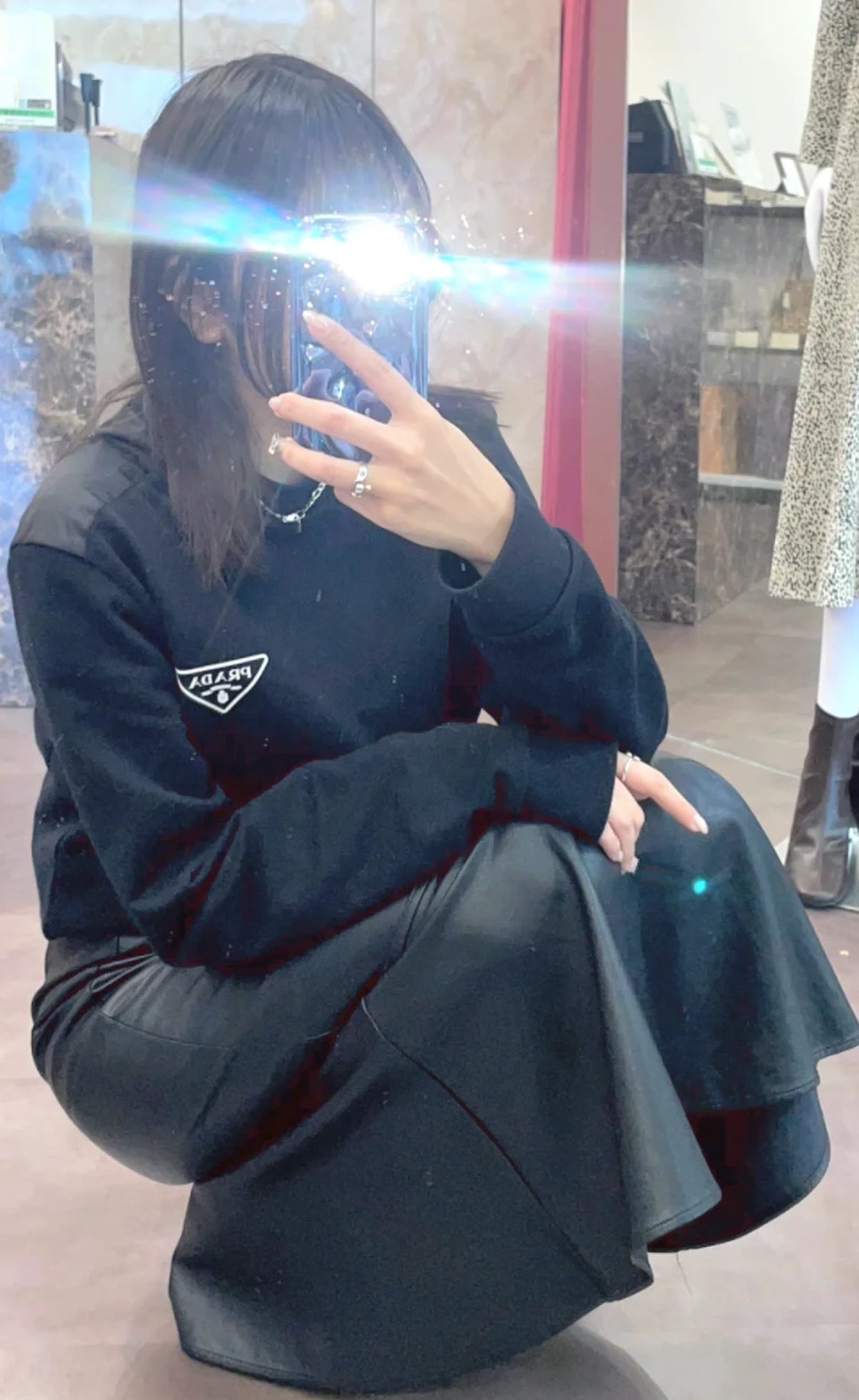 @Prada 男生款大學T上衣/375 🔔限時折🉐17880