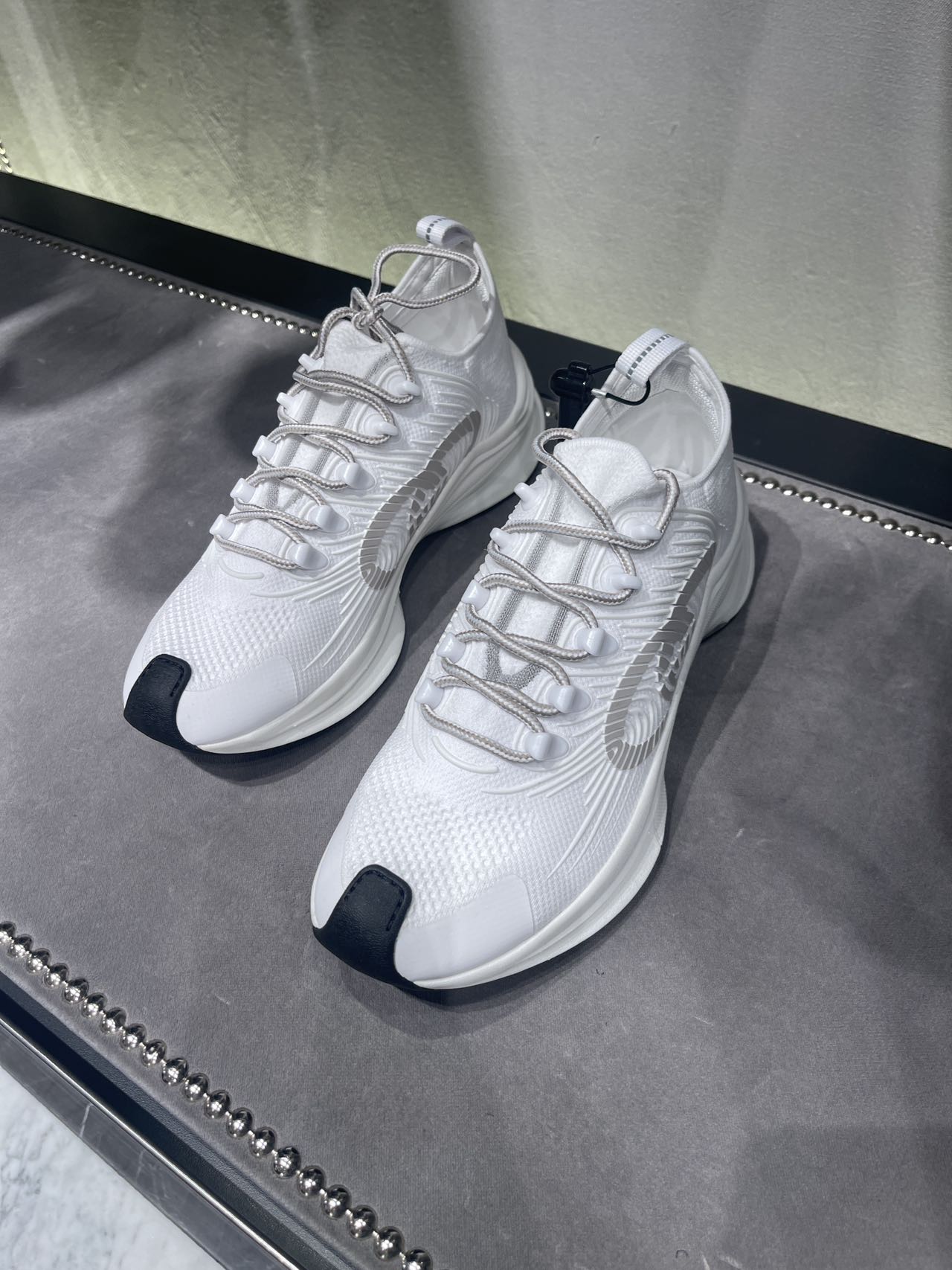 @Gucci Run 男女款潮鞋/335 🔔限時折🉐16080