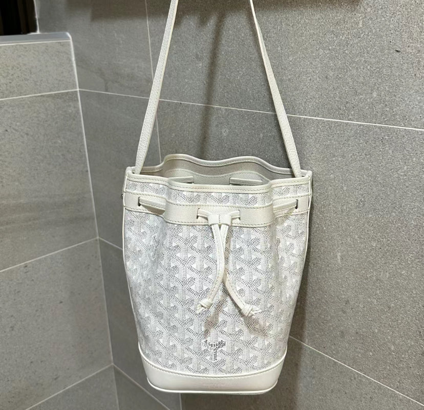 Goyard▪️Petit Flot Bucket 小水桶包/1705E1900 🍀🉐77000🇪🇺