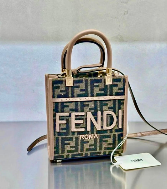 Fendi Sunshine Shopper Mini 購物托特包/1400E1500 🉐53500🇪🇺