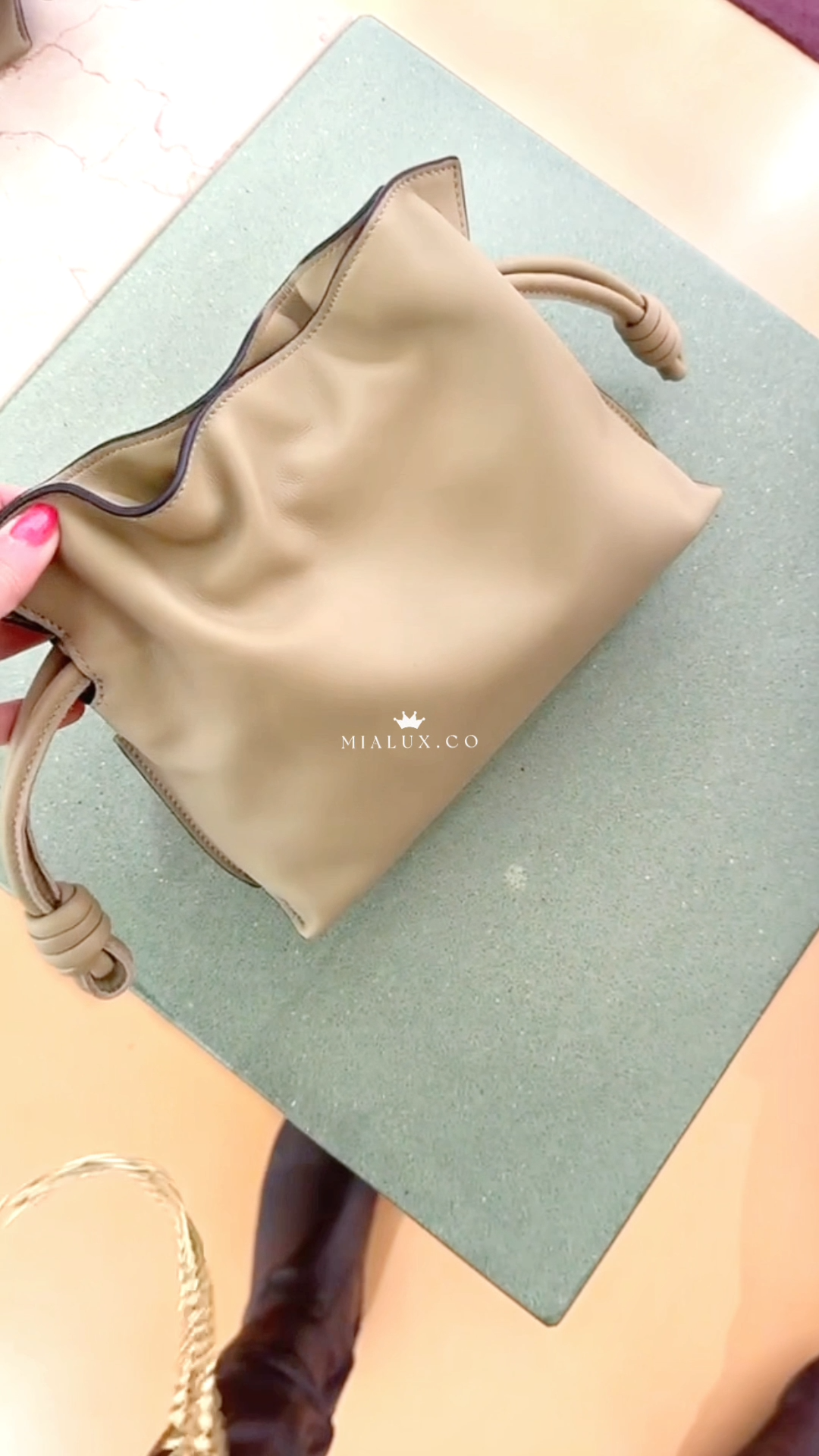 Loewe▪️Flamenco clutch Mini 福袋包/1650