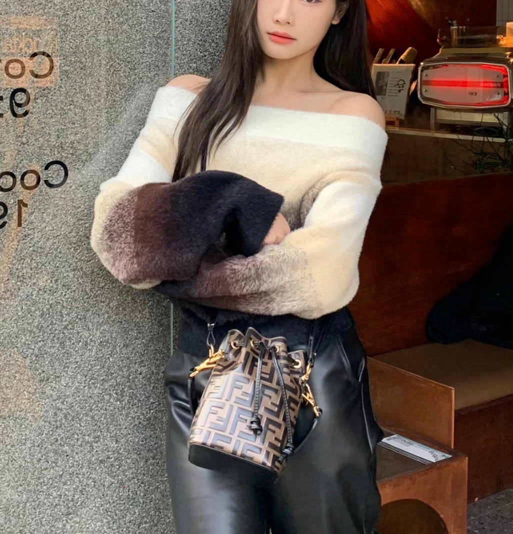 Fendi Mon Tresor Mini 迷你牛皮抽繩水桶包/1420E1550💰