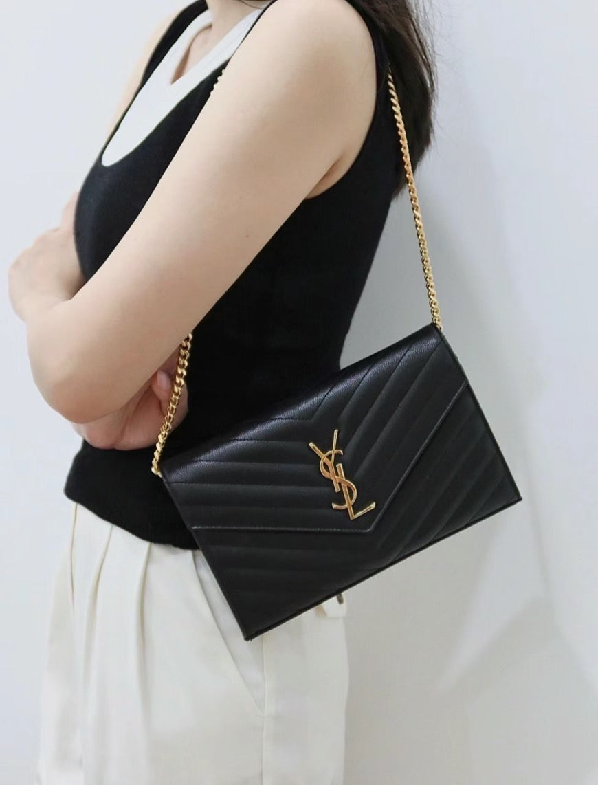 YSL Cassandre 粒面牛皮信封鏈條包/1185E1300 🉐46150