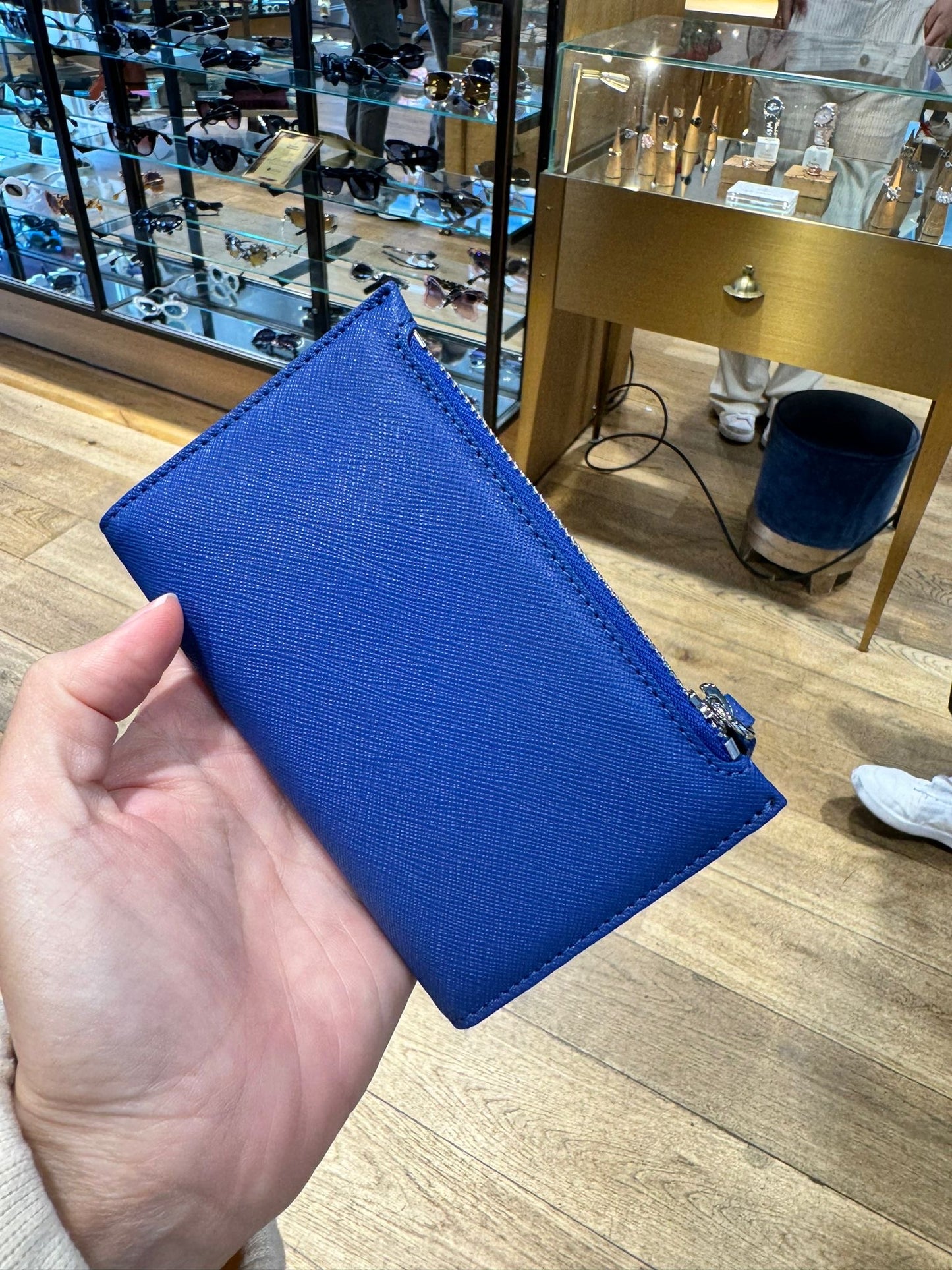 @VW Card Hold 寶藍色短夾/165P107 🔔限時折🉐5620