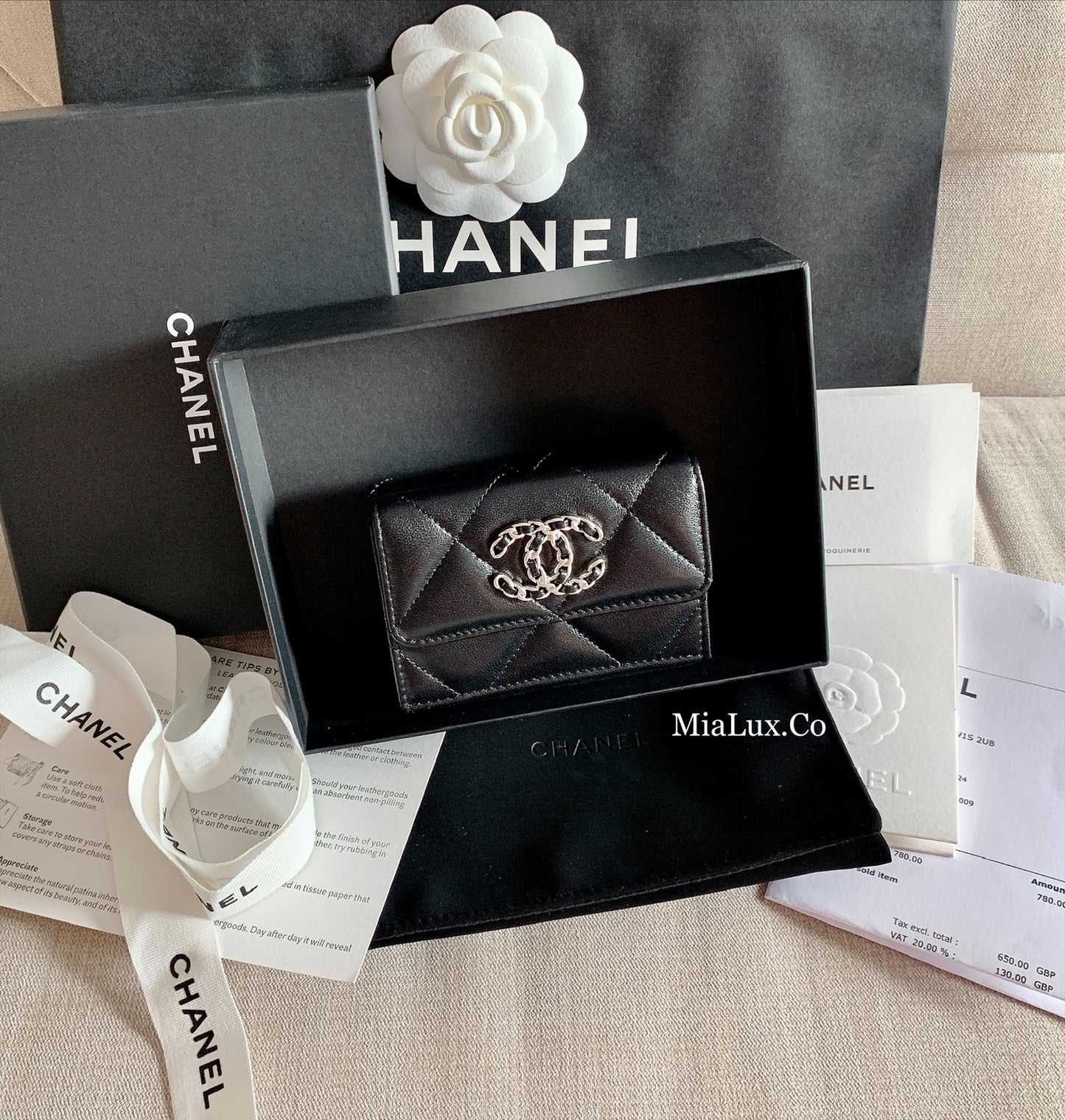 CHANEL▪️19 翻蓋雙層短夾 -