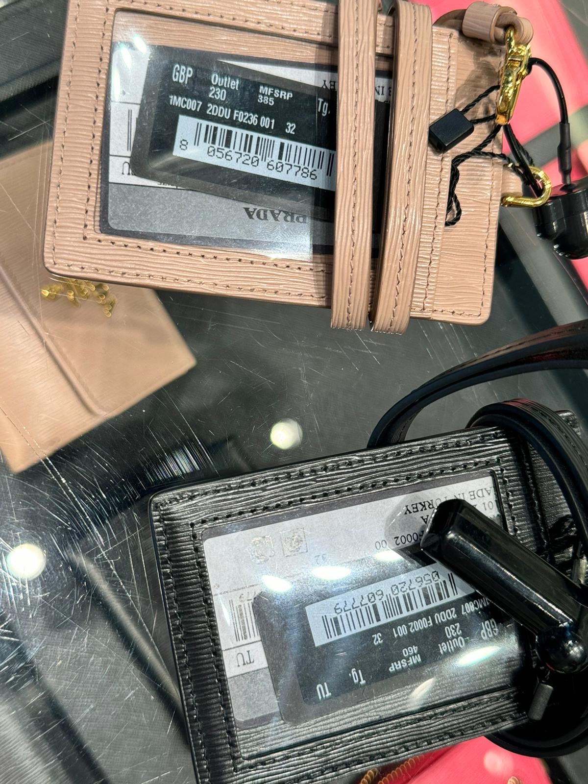 @Prada Card 識別證卡夾/460P230 🔔限時折🉐11350