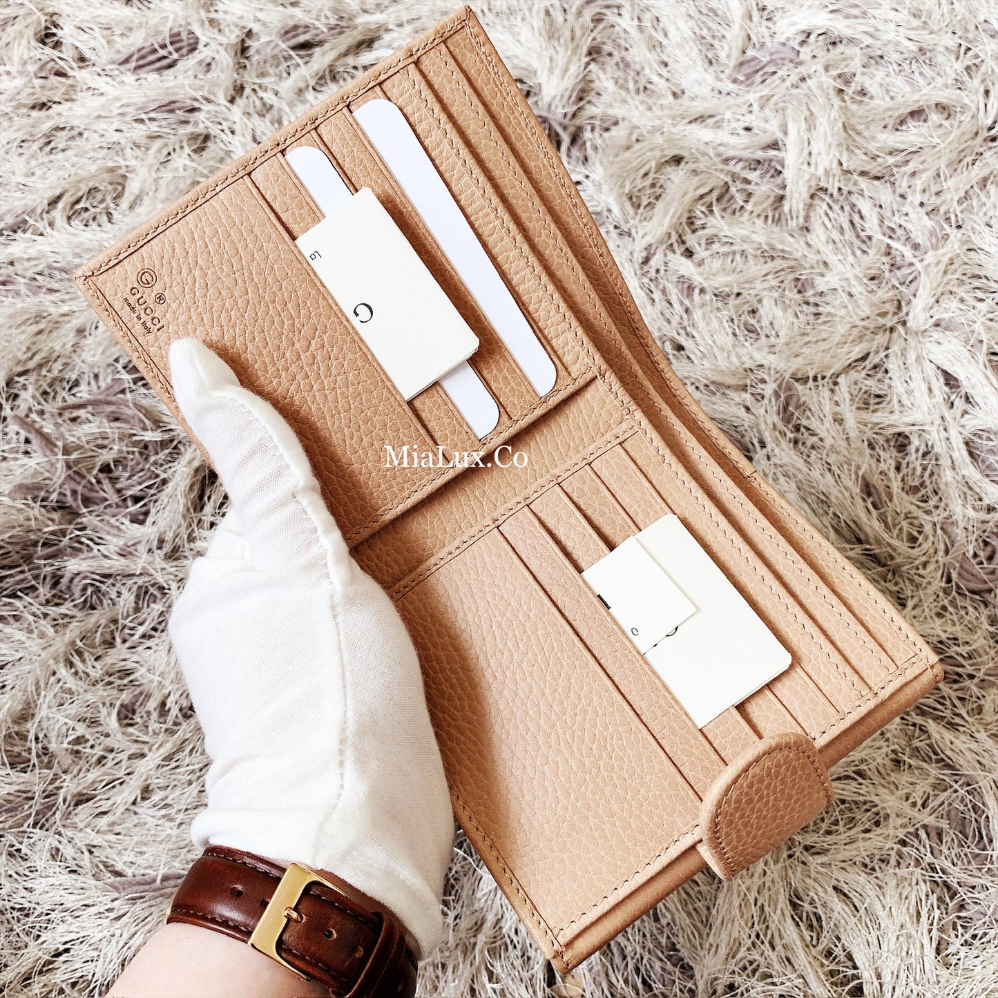 *@Gucci▪️Interlocking 雙G銀扣短夾/510P230 🔔限時折🉐11150