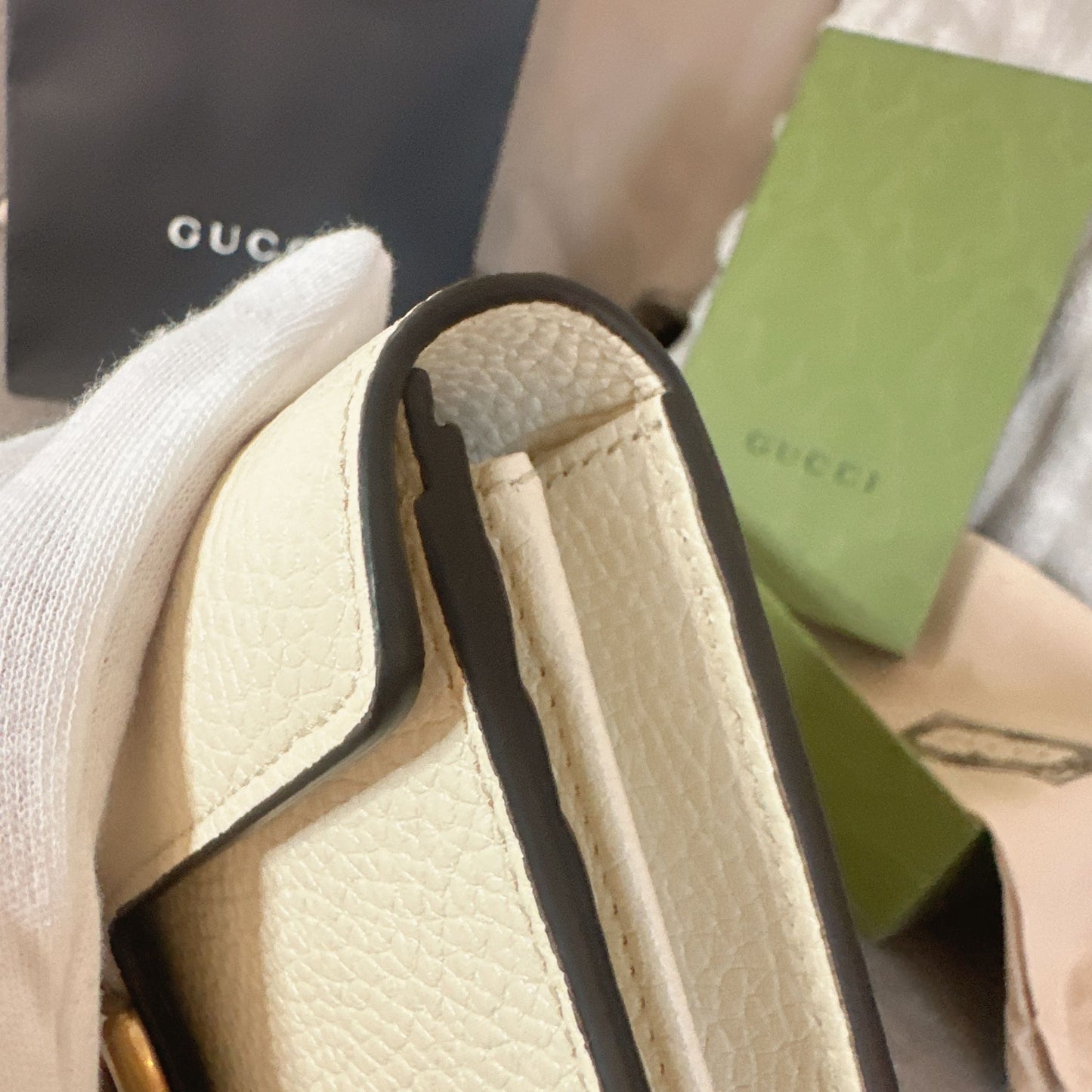 *現貨*@Gucci Marmont 馬夢白色掀蓋長夾 P15000 /T19000