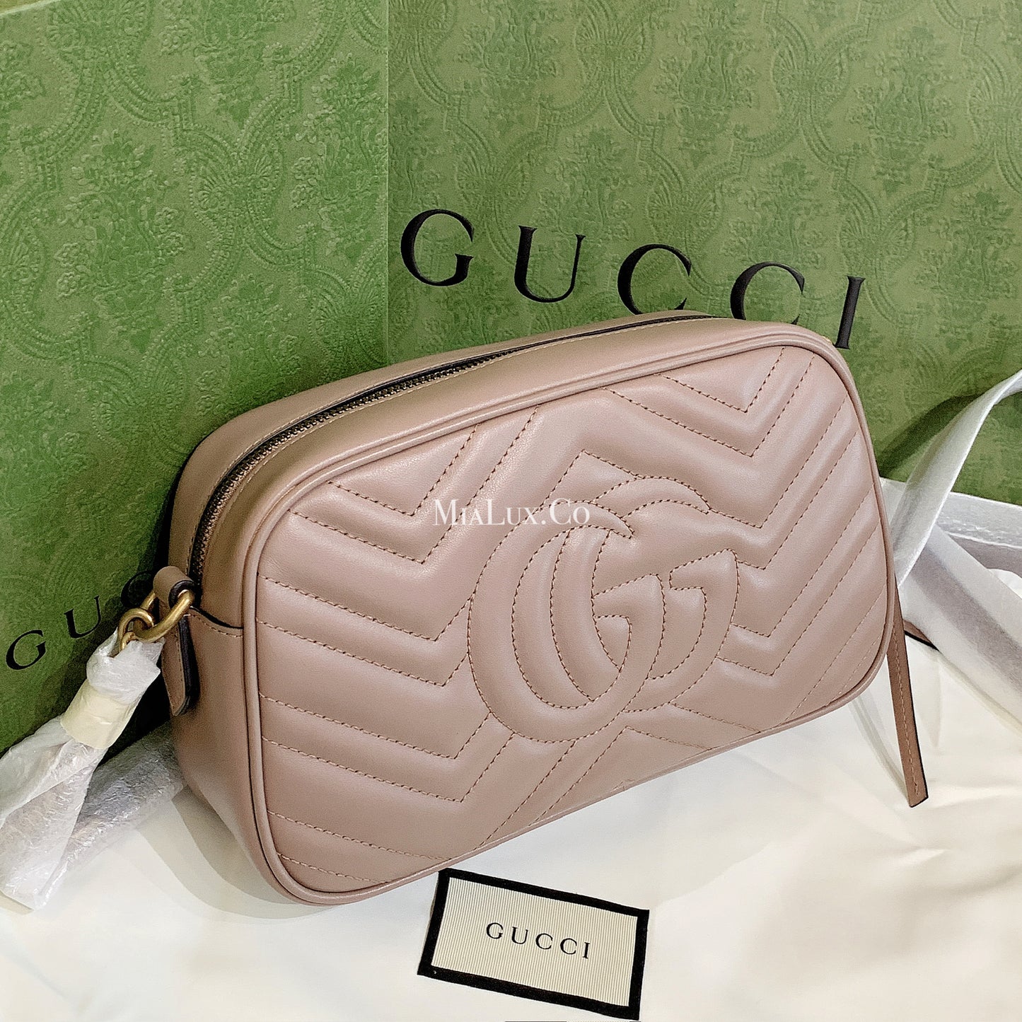 Gucci▪️GG Marmont Matelassé S 小款馬夢相機包/1440E1600 🉐58600🇪🇺