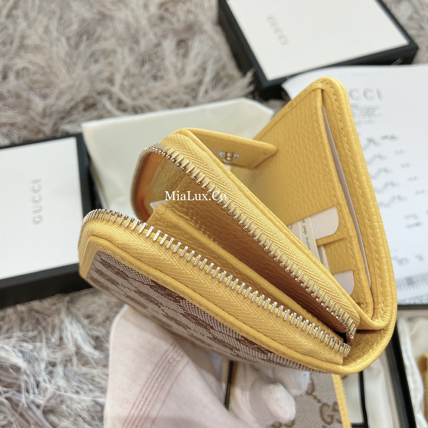 *@Gucci Canvas 織布短夾/440P200 🔔限時折🉐11000