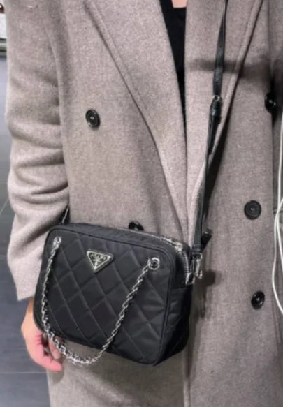@Prada▪️Bauletto 小款菱格縫線鏈包/830🔔限時折🉐38350