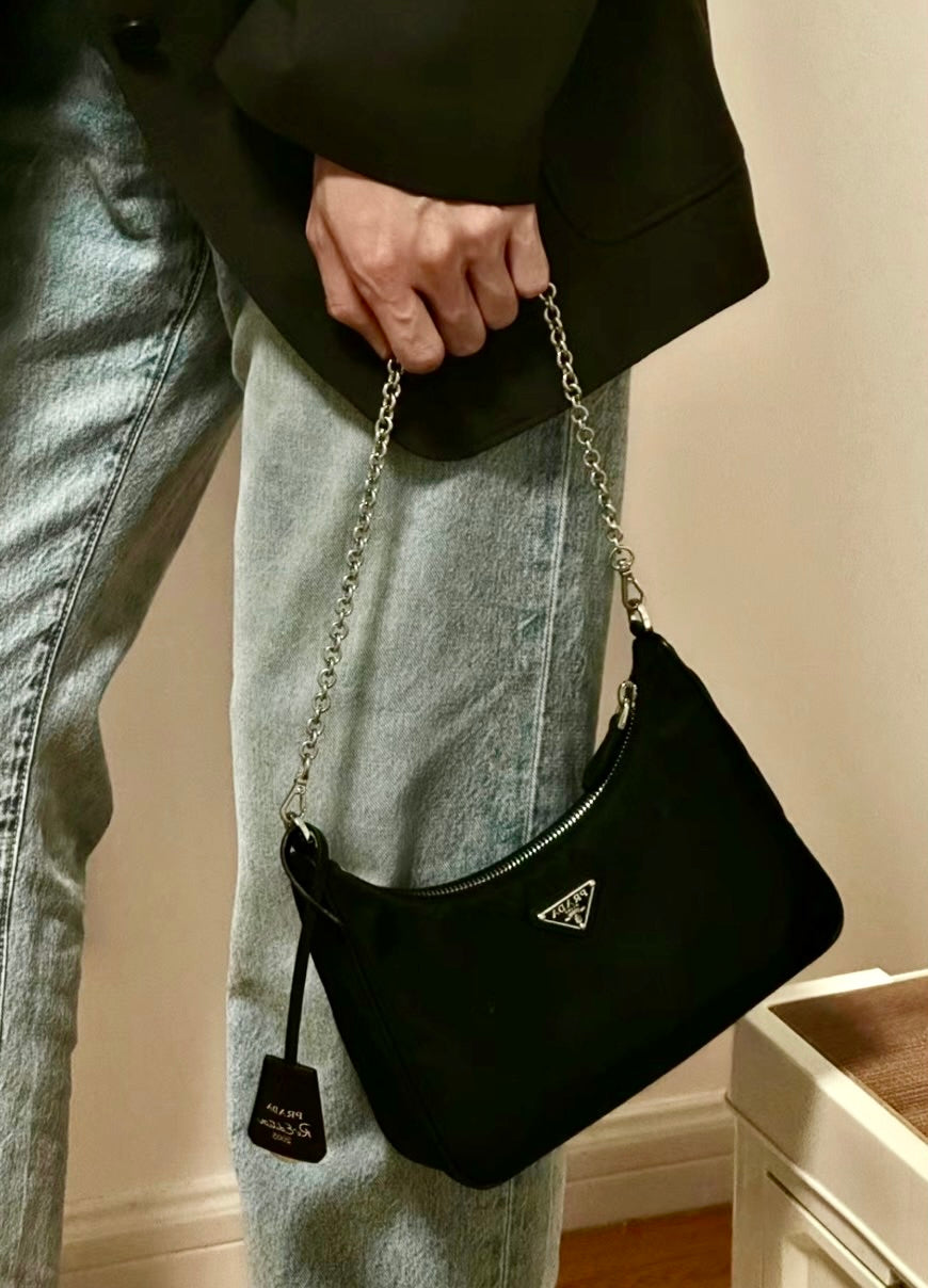 Prada▪️Re-Edition 2005 五合一尼龍包/E1650 🉐60400🇪🇺