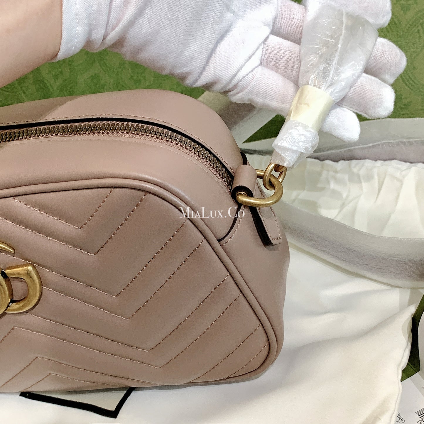 Gucci▪️GG Marmont Matelassé S 小款馬夢相機包/1440E1600 🉐58600🇪🇺