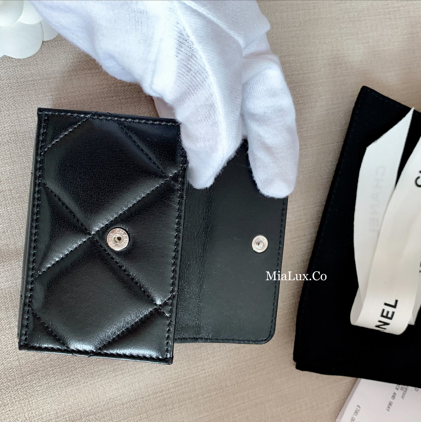 CHANEL▪️19 翻蓋雙層短夾 -