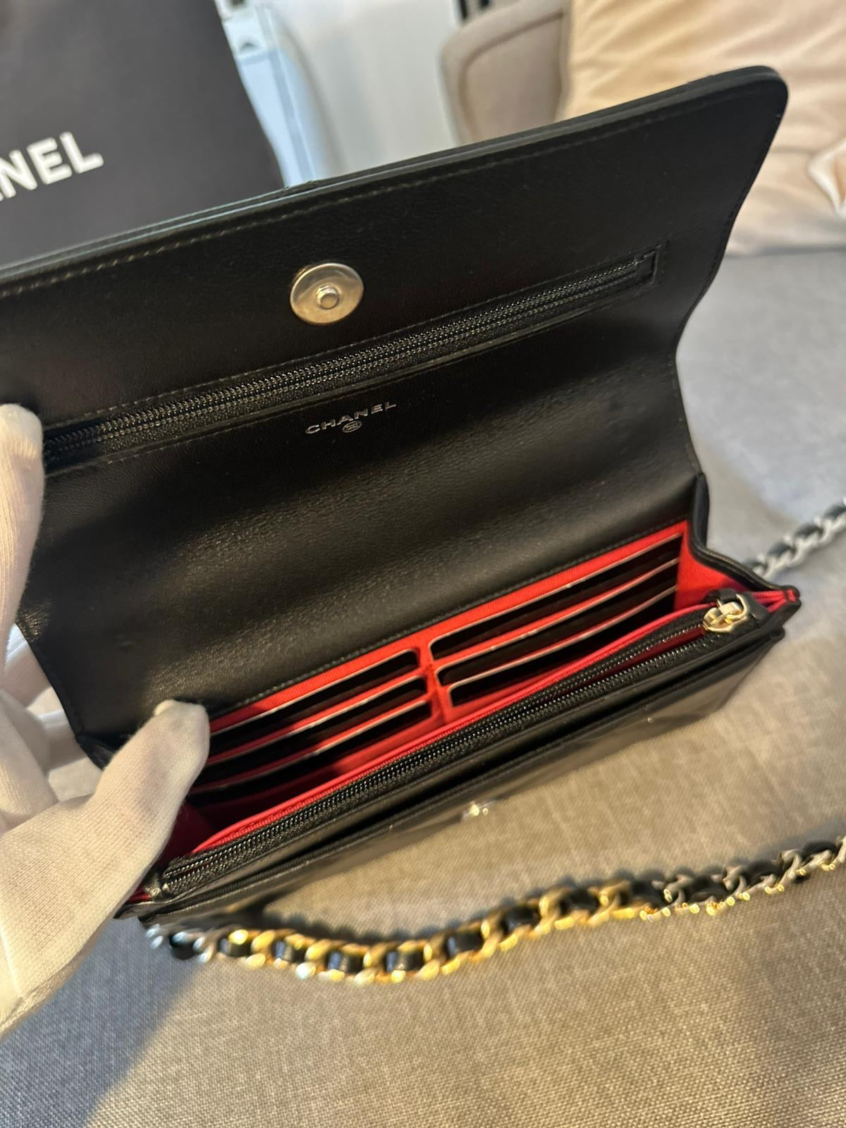 *現貨*CHANEL 19 WOC 經典19小羊皮鏈包-黑銀釦  P116000 /T150000