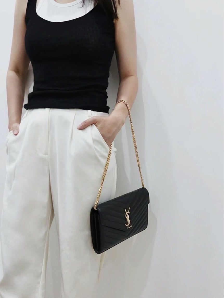 YSL Cassandre 粒面牛皮信封鏈條包/1185E1300 🉐46150