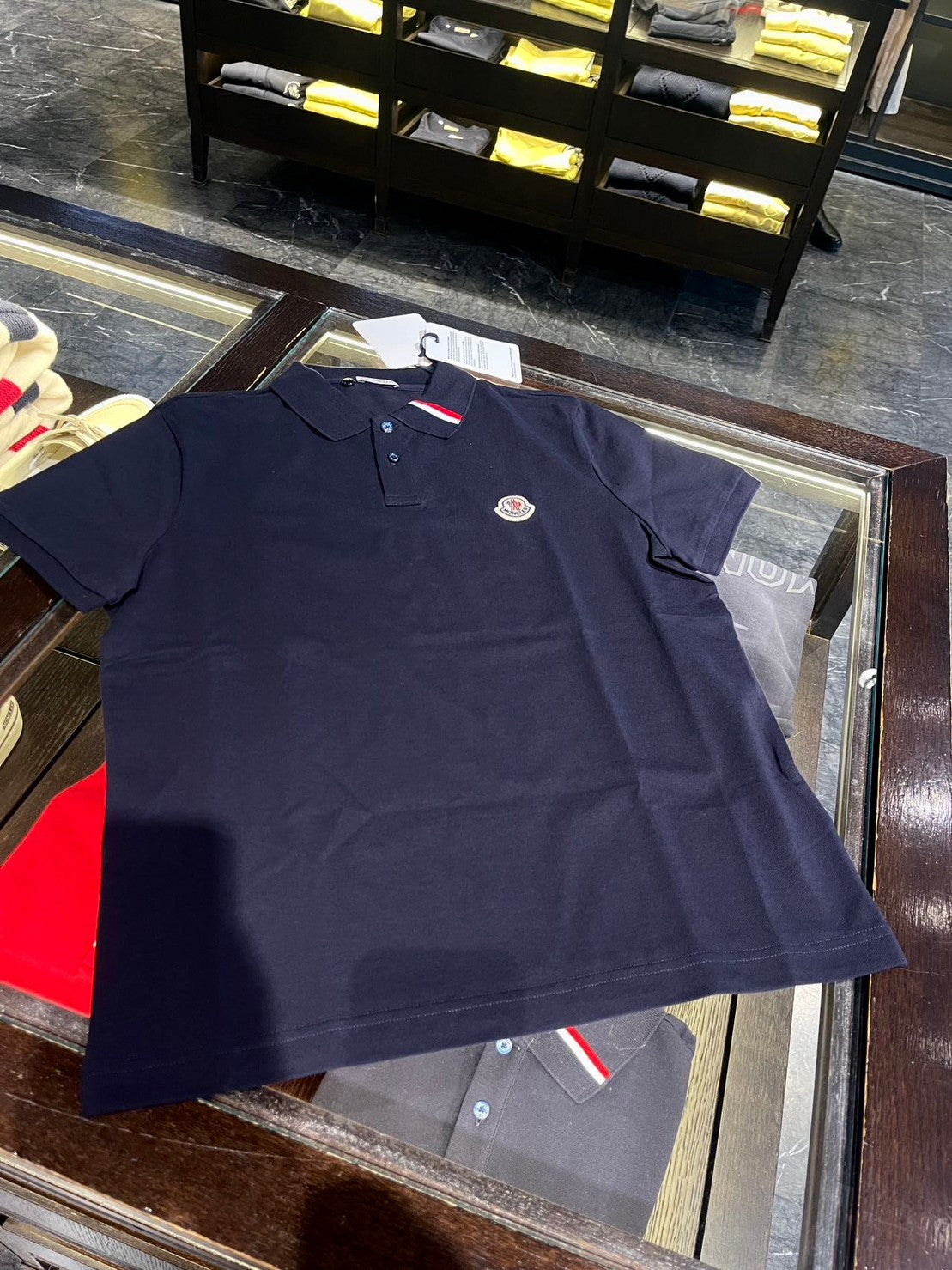 @Moncler 男生款單領飾邊Polo衫/167 🔔限時折🉐8320