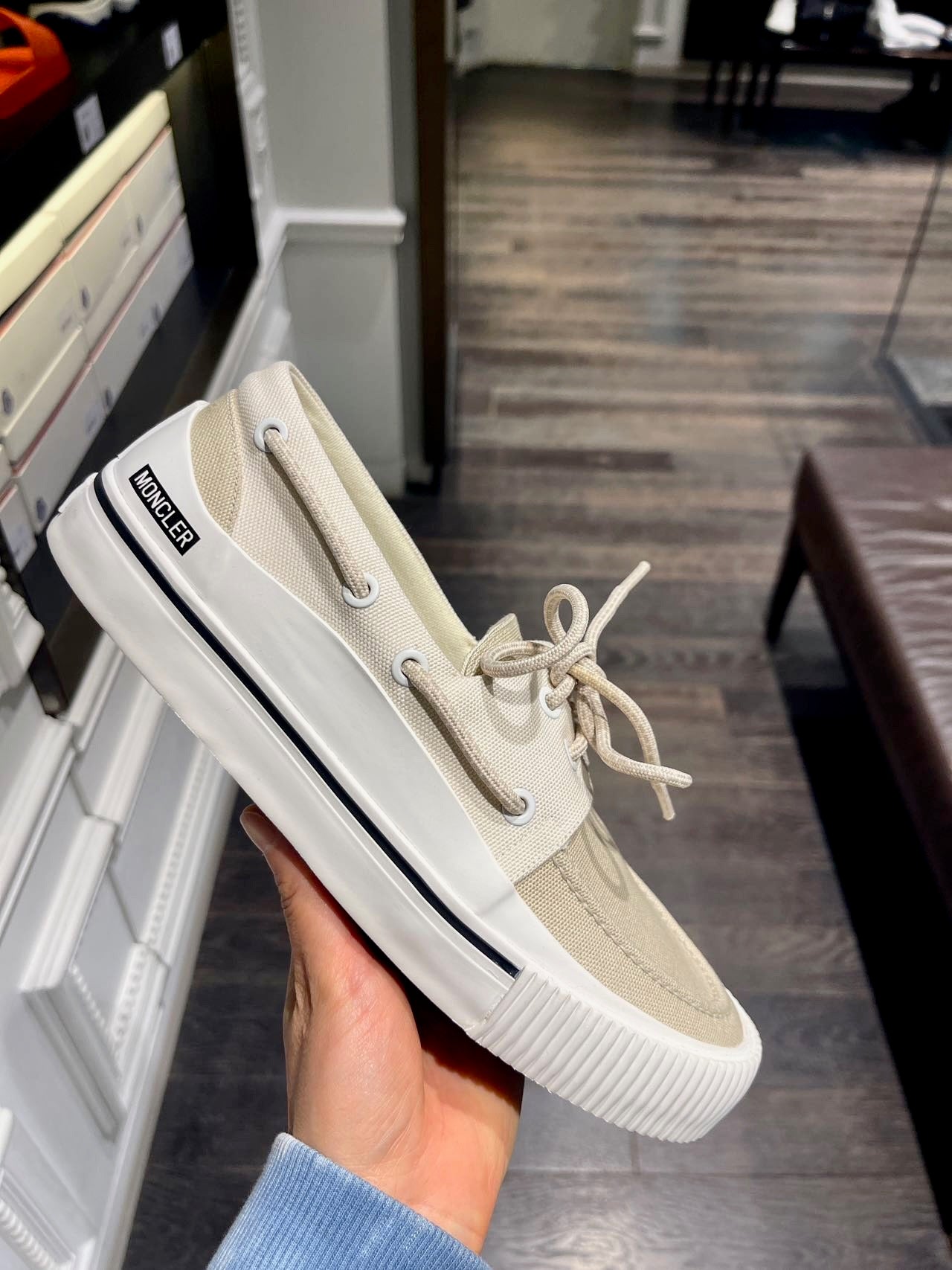 @Moncler Shoes 男款皮革平底鞋/455P145 🔔限時折🉐8030
