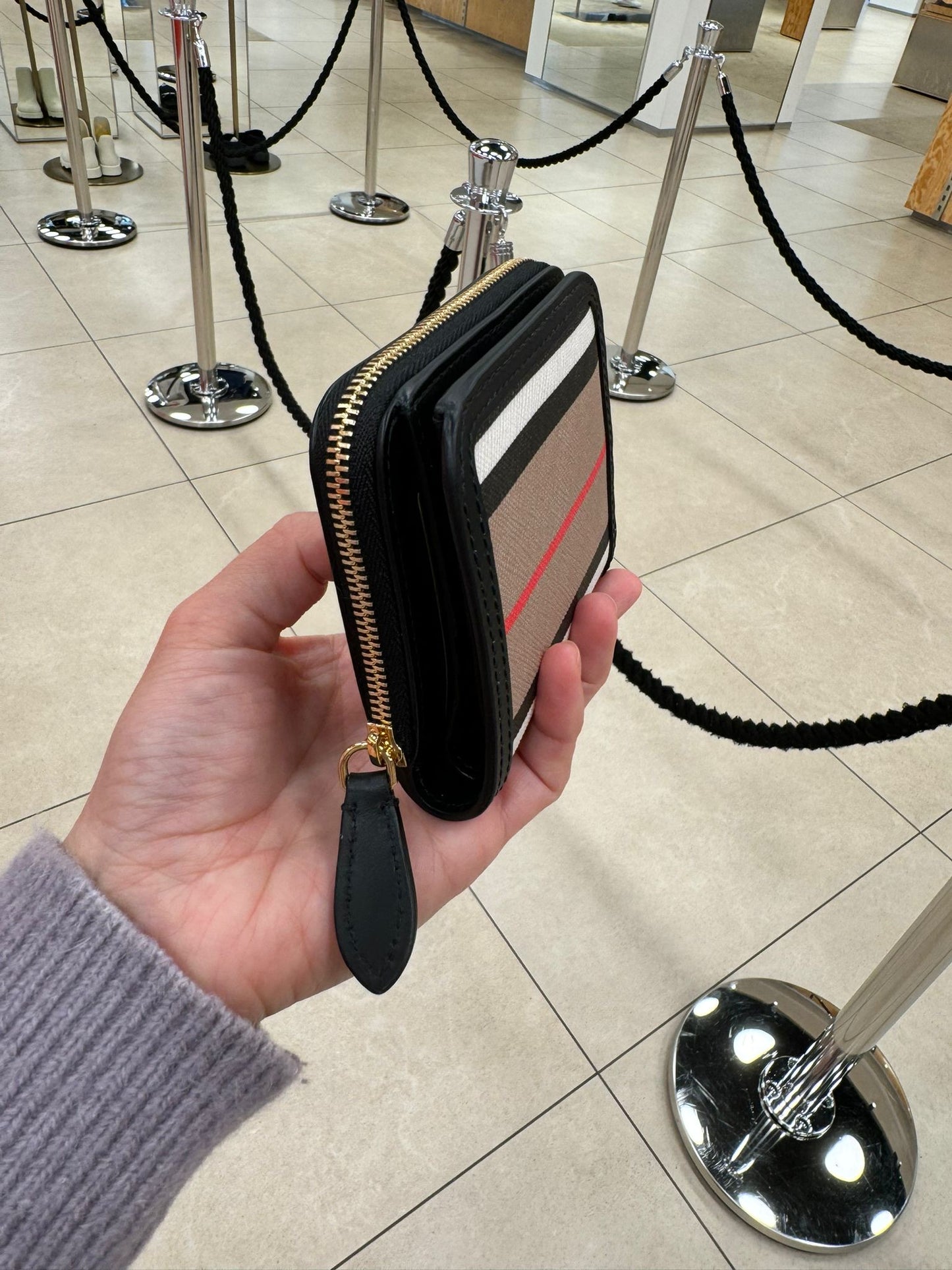 *@Burberry Allington 經典條紋短夾/245P149 🔥下殺🉐7510