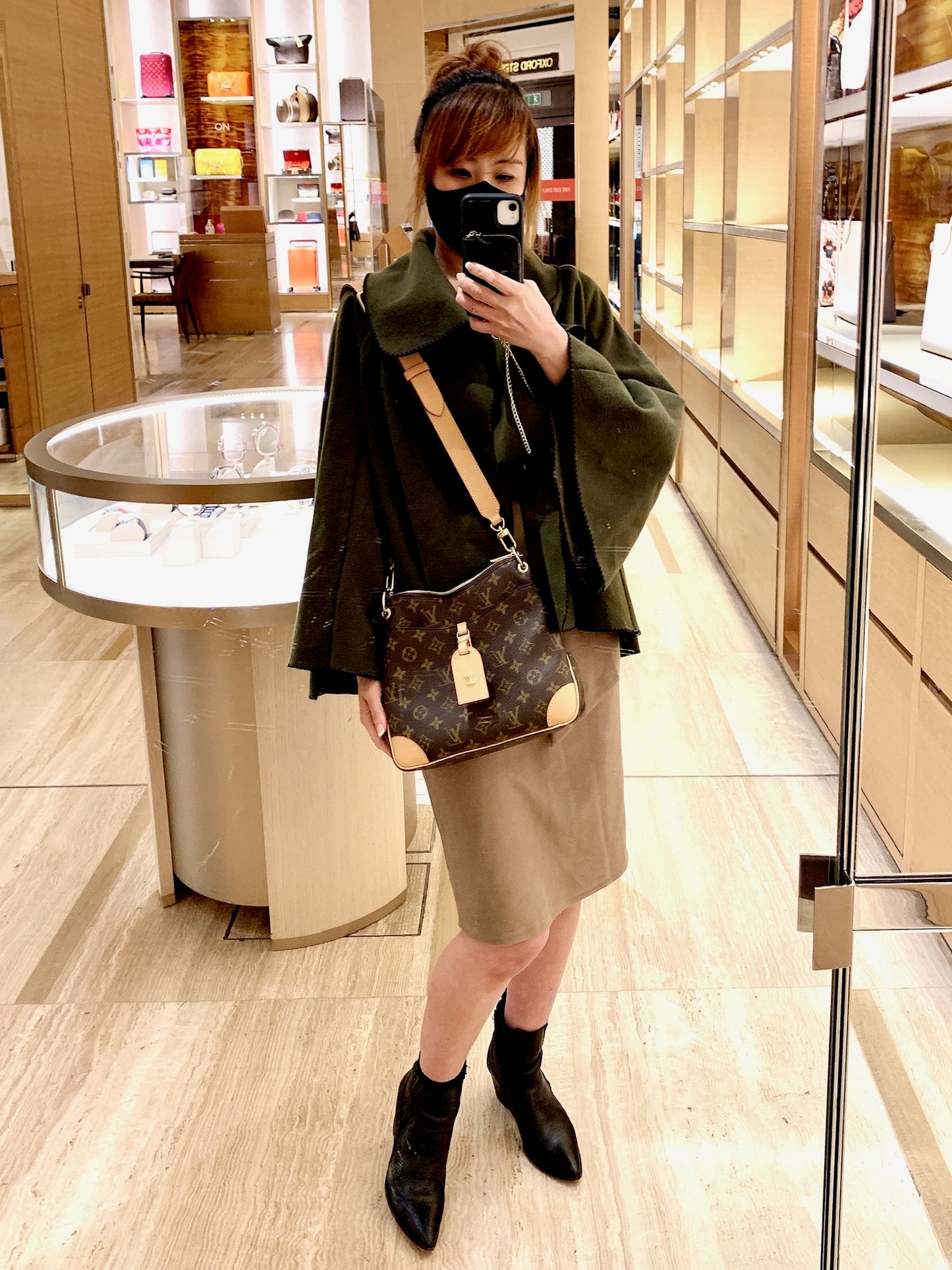 ❌LV▪️ODEON PM BAG 小款斜背包/1560 ✨🉐64960