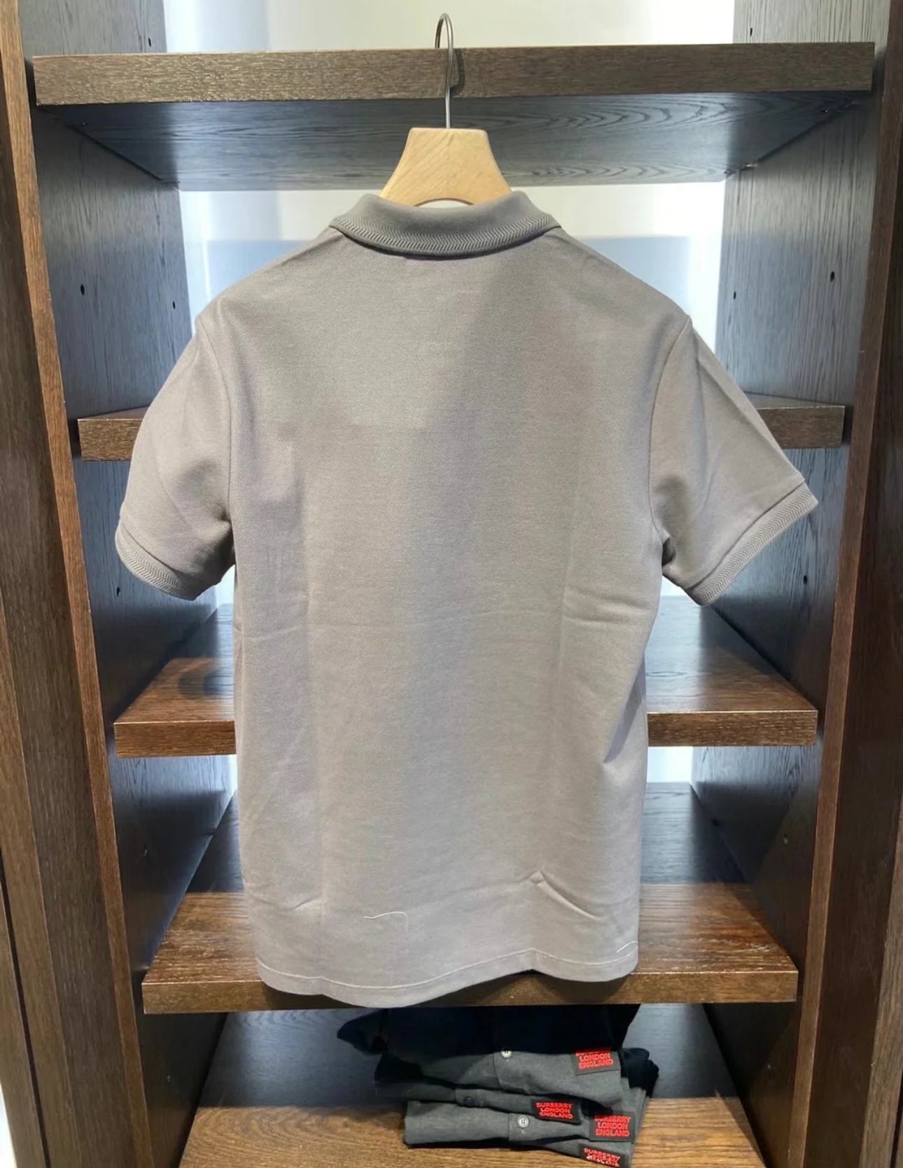 @Burberry Eddie 男生款Polo上衣/350P245 🔥折上六折🉐8120