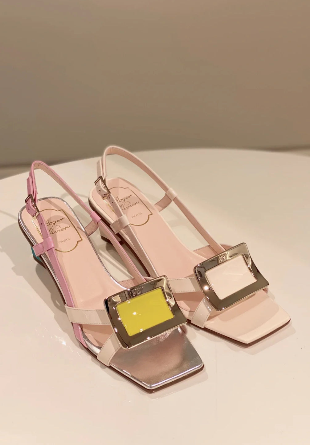 @RV Sandals 金屬釦高跟涼鞋/770P459 🔔限時折🉐21660