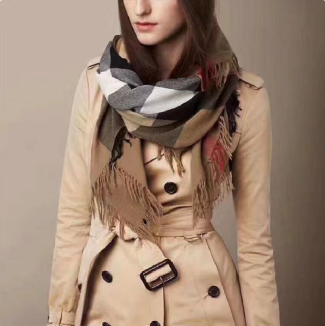 *現貨*Burberry Square Scarf 格紋羊毛大方巾-棕/P189