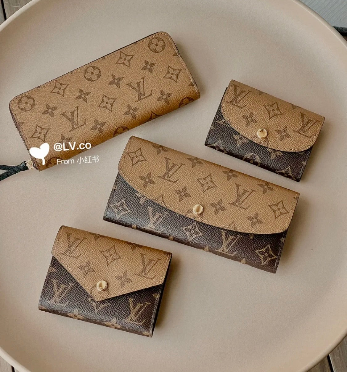 LV Clémence 黃老花長夾/435✨🉐19270