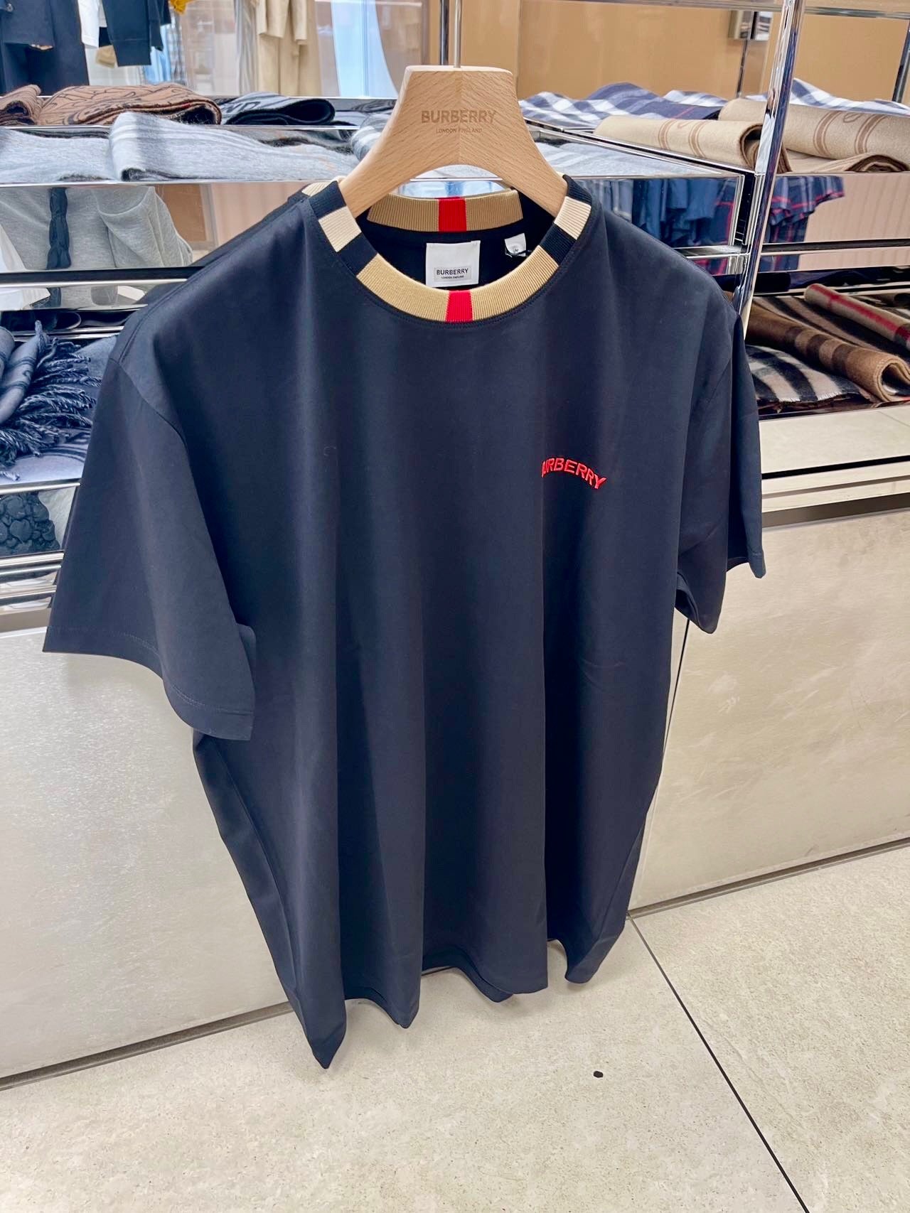 @Burberry T 品牌T恤上衣/250P145🔥下殺🉐7330