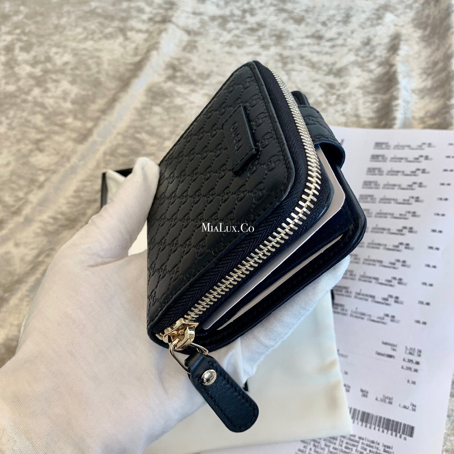 @Gucci Embossed Wallet 壓紋雙層拉鍊短夾/P230