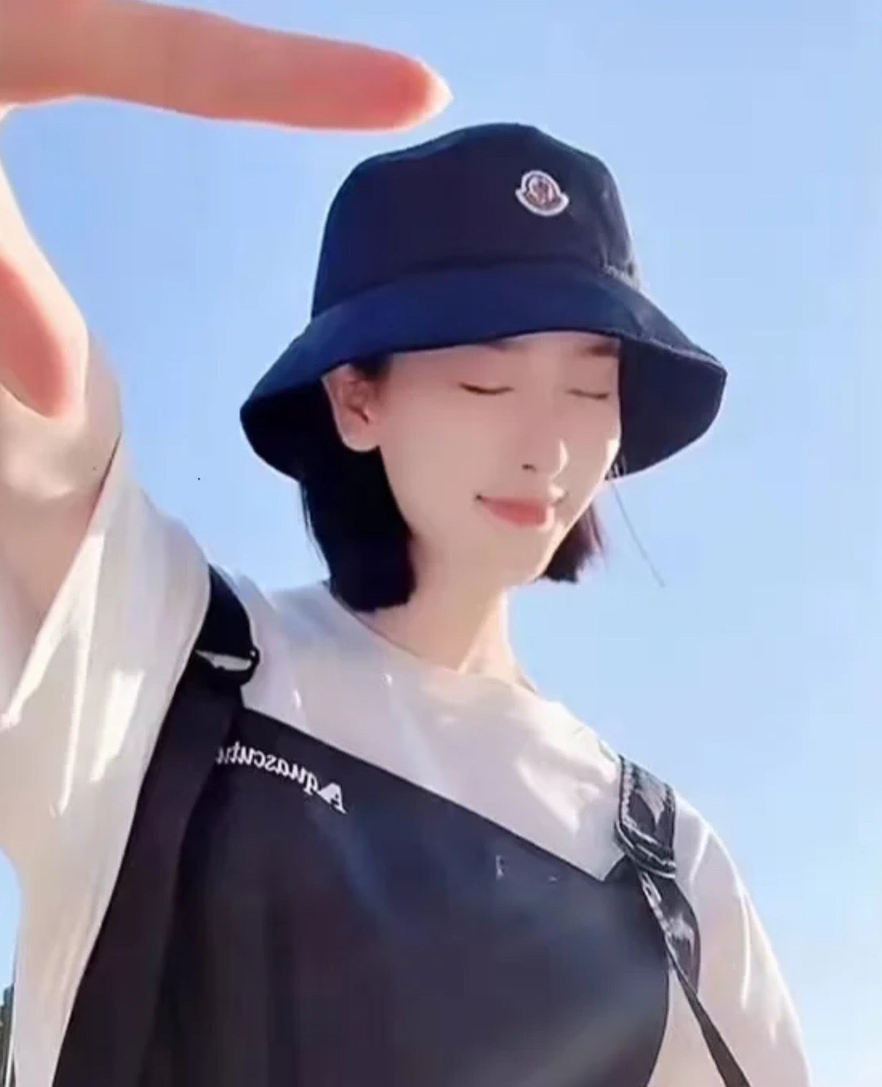 @Moncler Hat 彩標漁夫帽 🔔限時折🉐10980